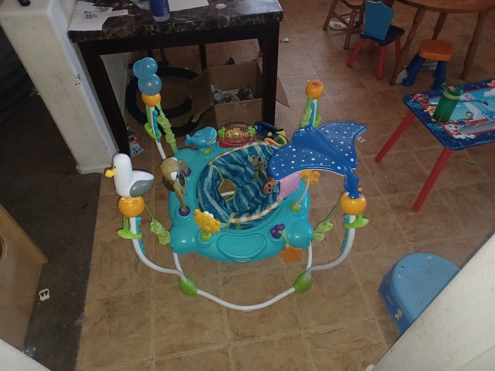Finding Nemo Baby Bouncer