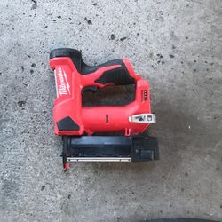 Milwaukee pin nailers GA18