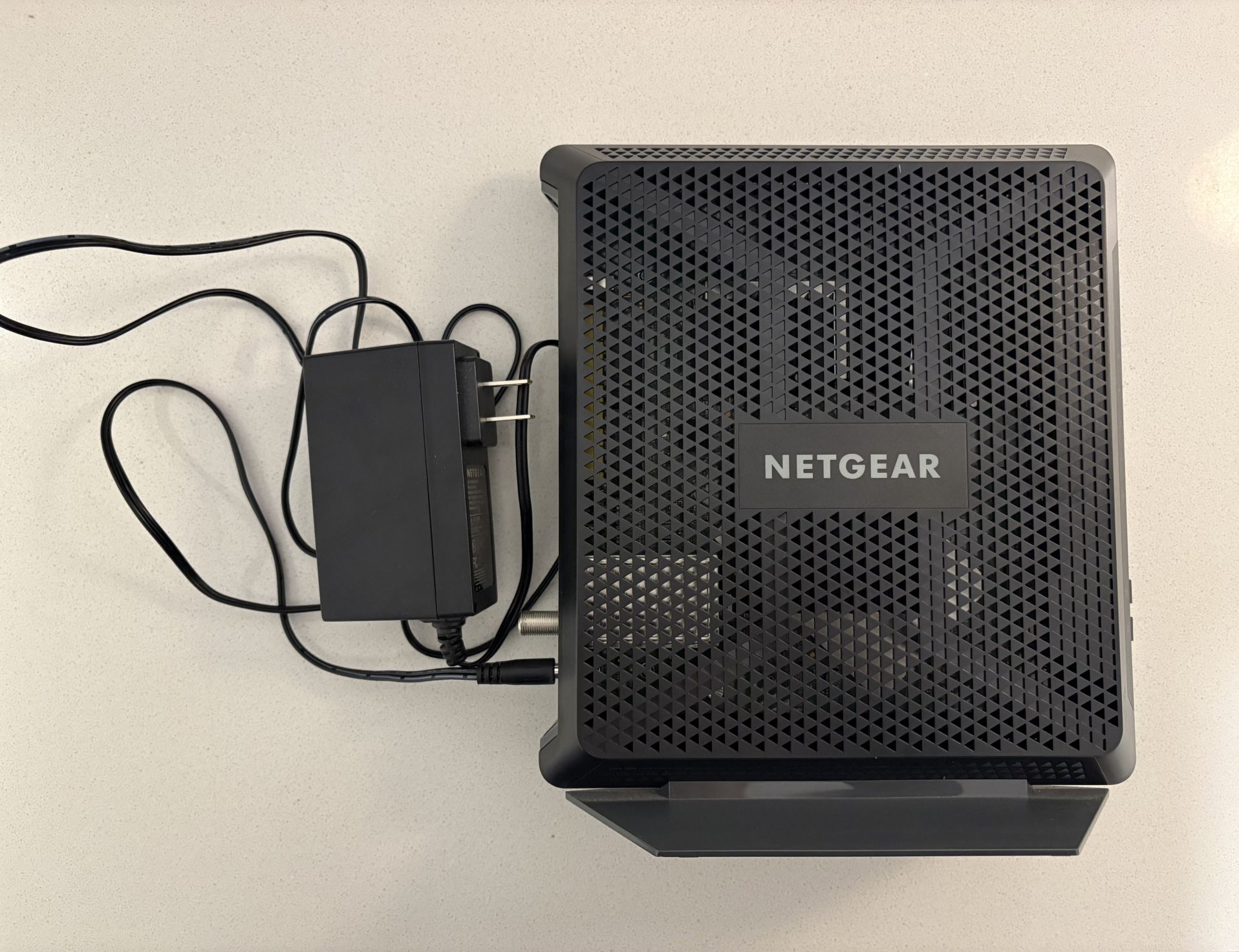 Netgear Nighthawk Cable Modem C7000v2