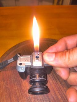 Camera lighter