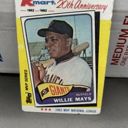 Willie Mays Baseball Card