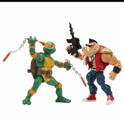 TMNT Classics Mikey vs Bebop Action Figure Set