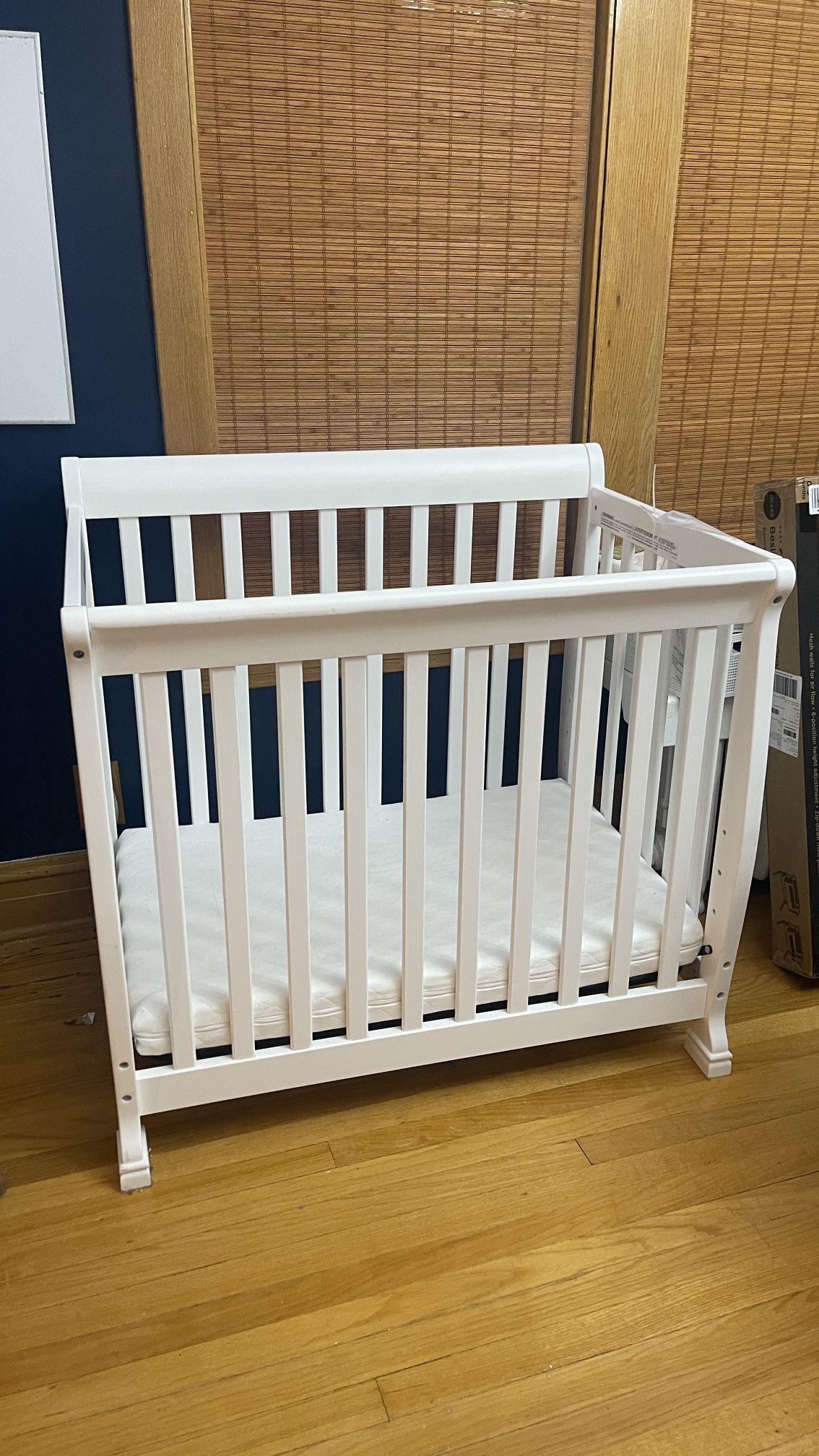 White Mini Crib