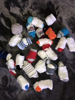 30 pairs of 0-6 months baby socks