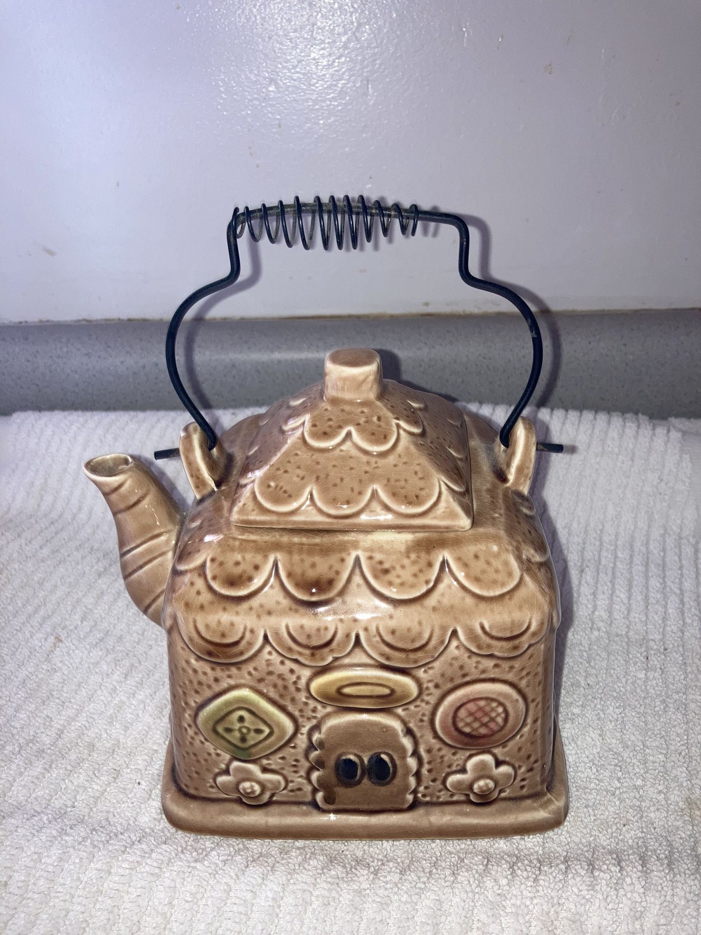 Vintage Gingerbread House Teapot