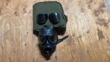 Large M40 Gas mask