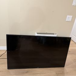 Vizio 60” TV D60-F3 – Blue Screen Issue – No Stand