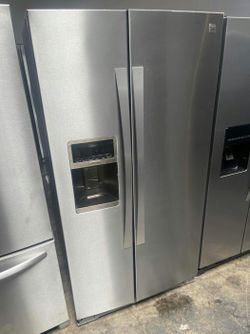 Kenmore Side-by-Side Refrigerator Stainless Steel