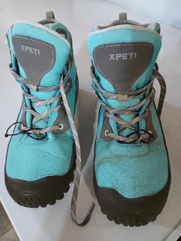 XPeti Women's Hiking Boots -Size 11