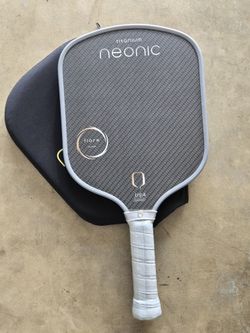 Neonic Flare Pickleball Paddle