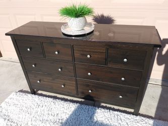 8 drawer Ikea hemnes dresser with glass top