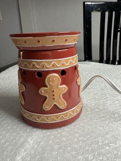 Scentsy Gingerbread Man full-size electric wax warmer