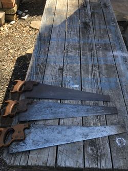 THE FULTON SAW COMPANY HAND SAW SET VINTAGE ANTIQUE SET OF 3 (1) 26 IN (1) 24 IN (1) 22.5 IN WITH INSIGNIA AND MAKER’S MARKS