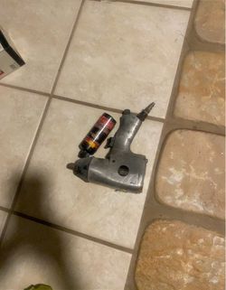 Central Pneumatic Air Tool and Air Tool Oil