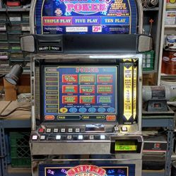 IGT Multi Game King Slot Machine 