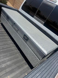 Husky tool box