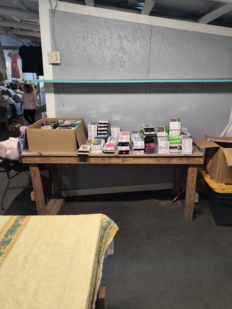 Cellphone Cases And Screen Protectors