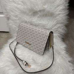 Michael Kors Crossbody Bag