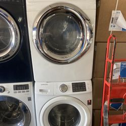 SAMSUNG 4.5 WASHER AND 7.4 DRYER 