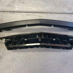 Challenger Grille Insert 