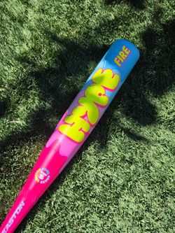 USSSA Easton Hype Fire Pool party edition -5 32". Light wear with unused 1 year warranty