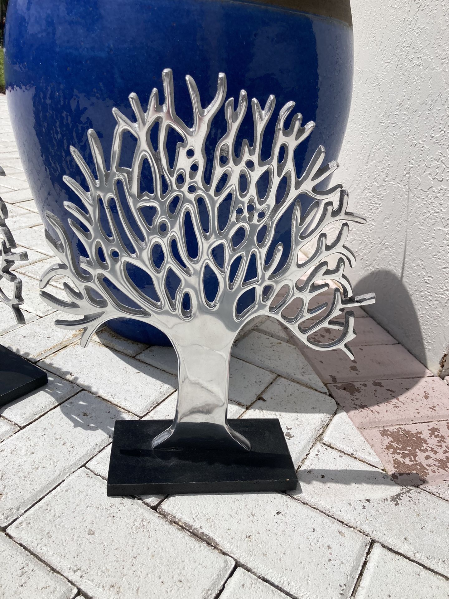 BIG 16” Tall X Almost 13” Wide Tree Of Life Statue $25. Silver Aluminum Metal On Black Wood Base. 2 Art Statue Bookends.  $25 For 1. Or Buy The Pair!