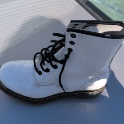 Doc Martens Size 8 Cheap 30 Bucks