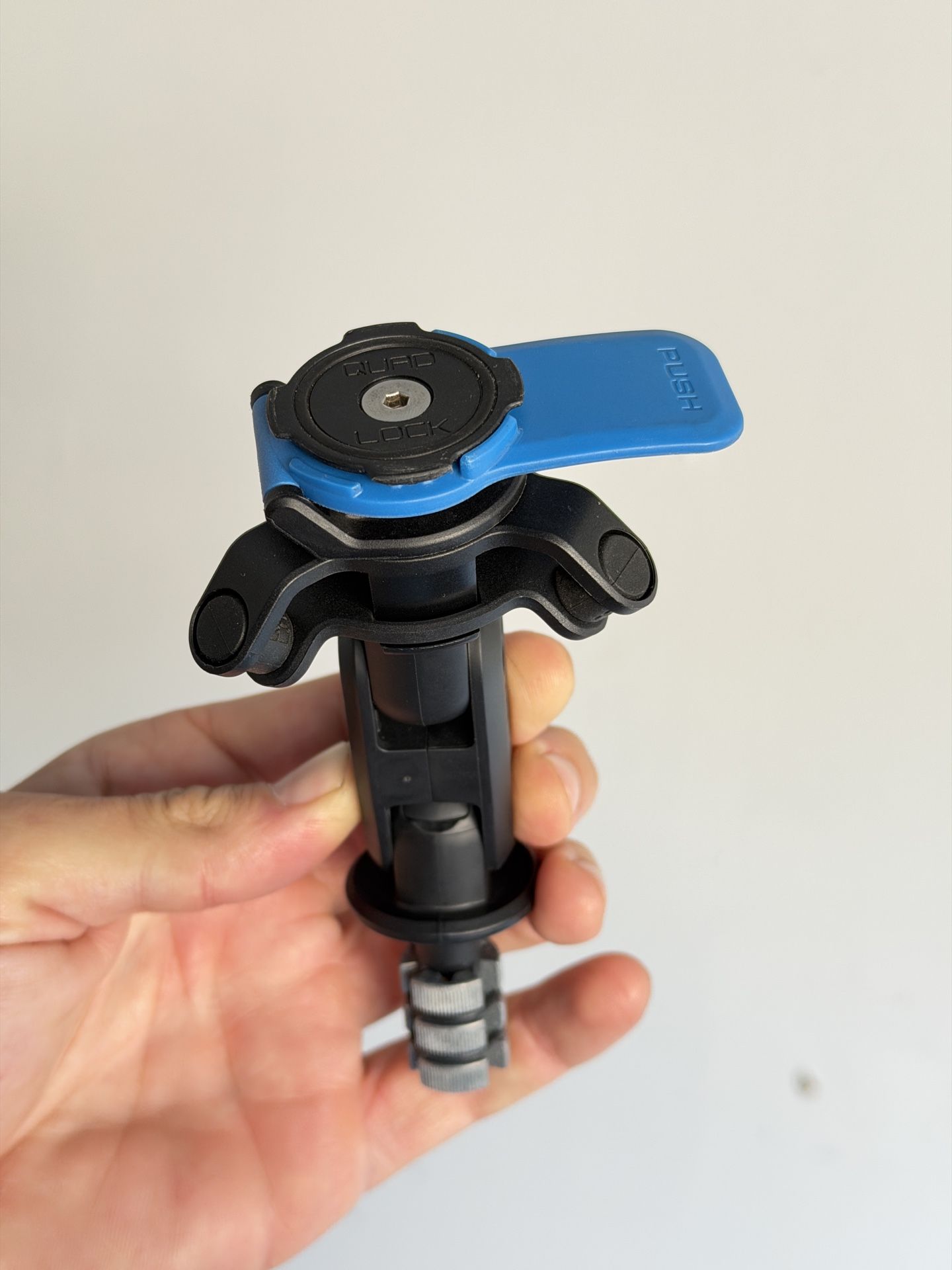 Quad Lock Motorcycle Mount with Vibration Dampener