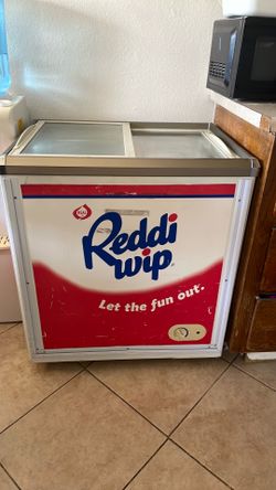 Freezer/ refrigerator