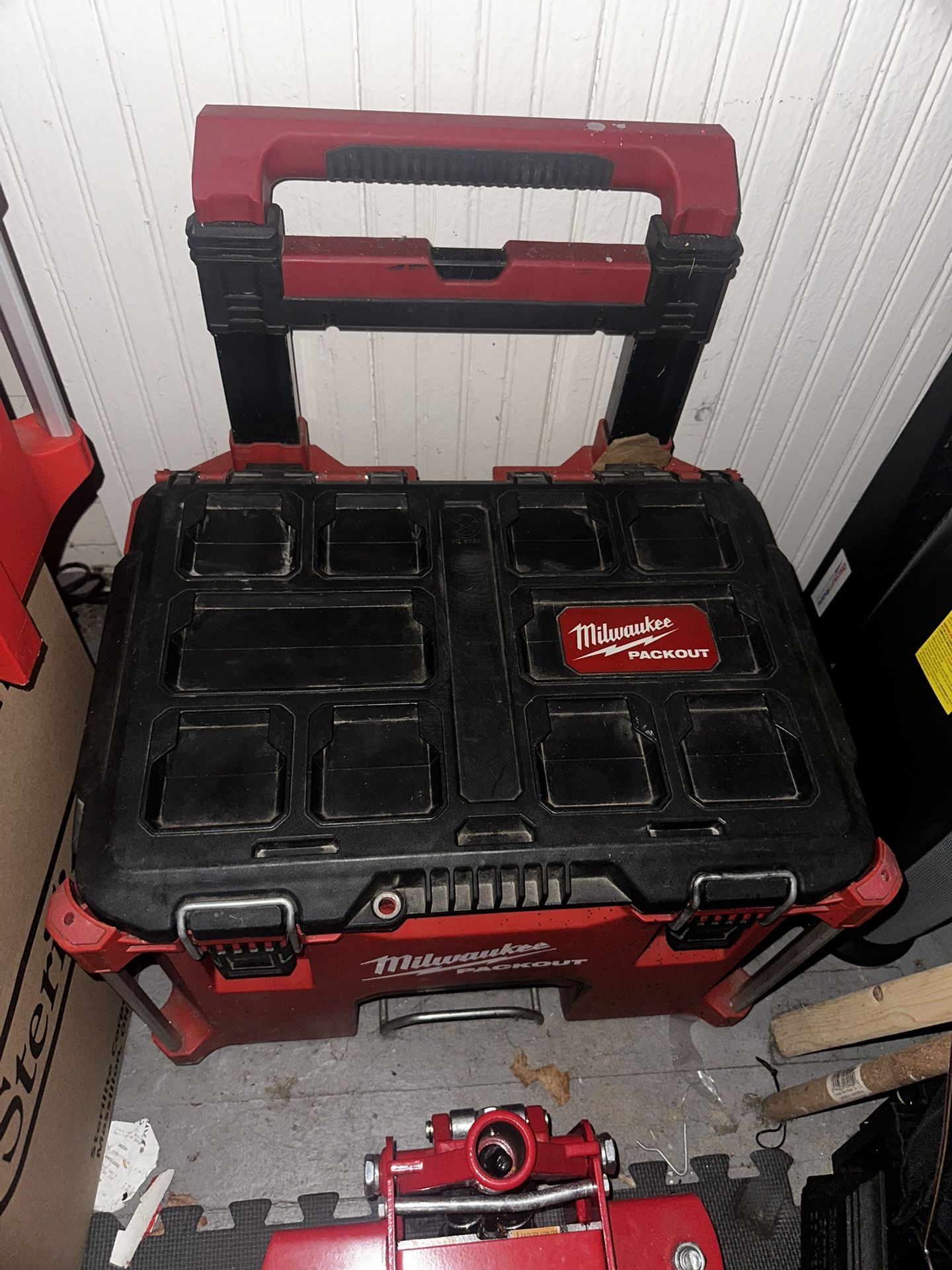 Milwaukee Box ROLLER