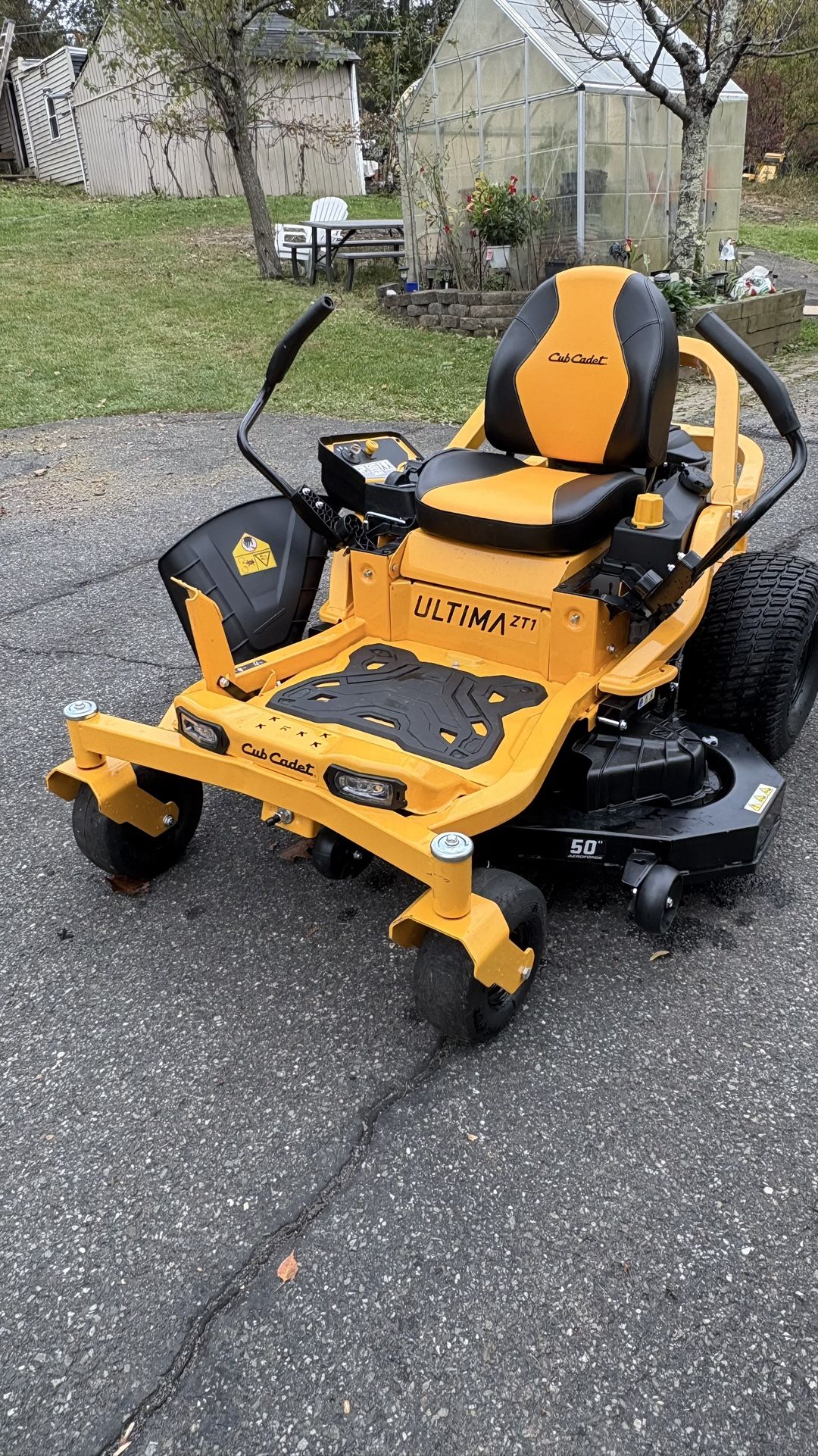 Cub Cadet 50” ZT1 Zero Turn Lawn Mower