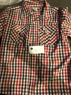 Boys shirts red size 5/6 Blue 8