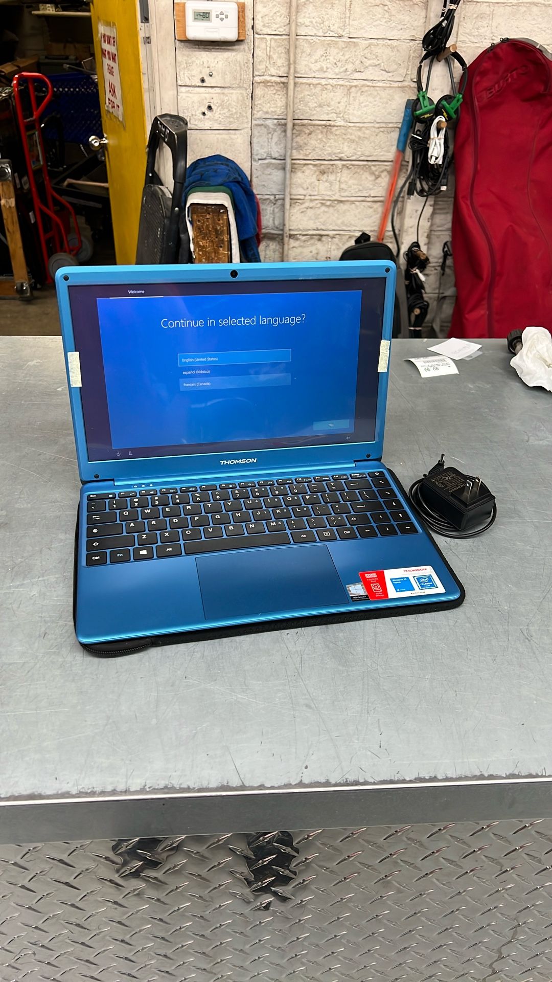 Thomson Neo X 14.1” Laptop Computer