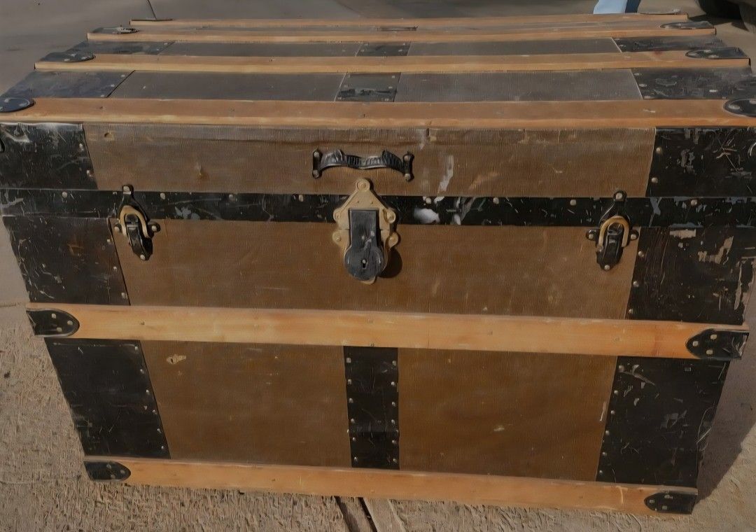 Large Vintage Steamer Trunk