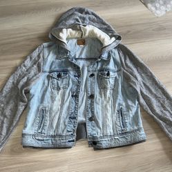American Eagle women's light wash hooded sweater denim jean jacket.