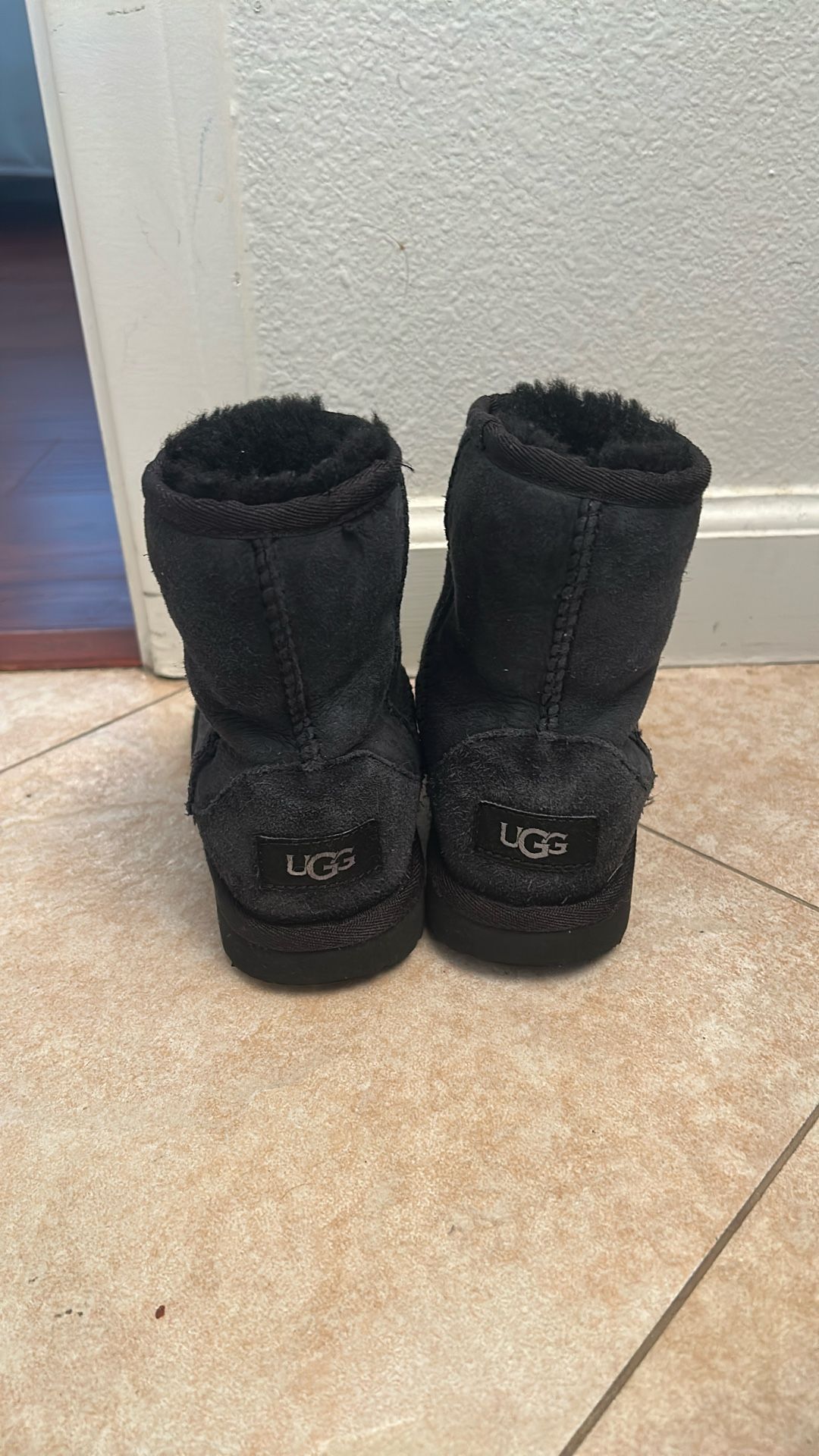 Ugg Shoes 