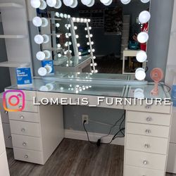 13 Drawer Vanity Set W Large Hollywood Mirror