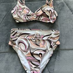 Women’s Swimsuit Bikini Size Small Medium 