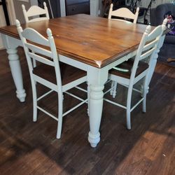 Bar Hight Table And Chairs