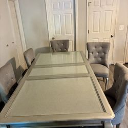 Gray 6-Piece Dining Room Set – Excellent Condition