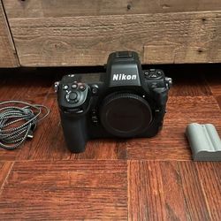 Nikon Z8 Camera 