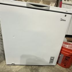 Midea Chest Freezer 