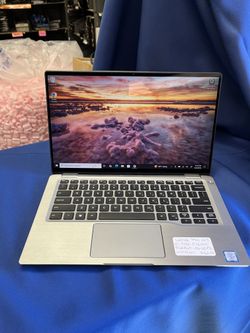 Dell Latitude 7400 2-in-1 14-inch laptop - Core i5-8265U - 8 GB Ram - SSD 256 GB.  Touchscreen