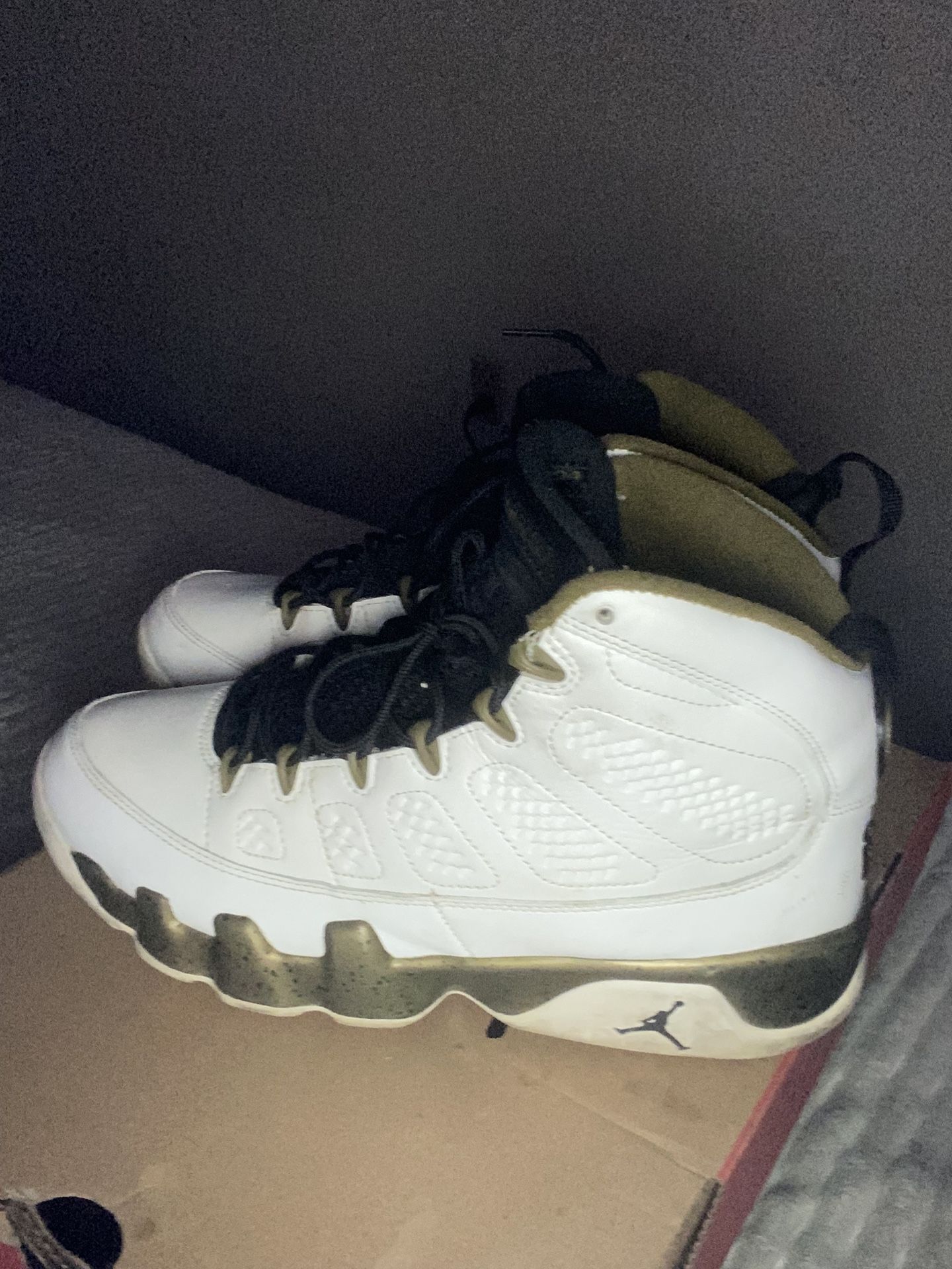 Jordan 9s