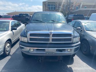 2001 Dodge ram 4 x 4 with 109K