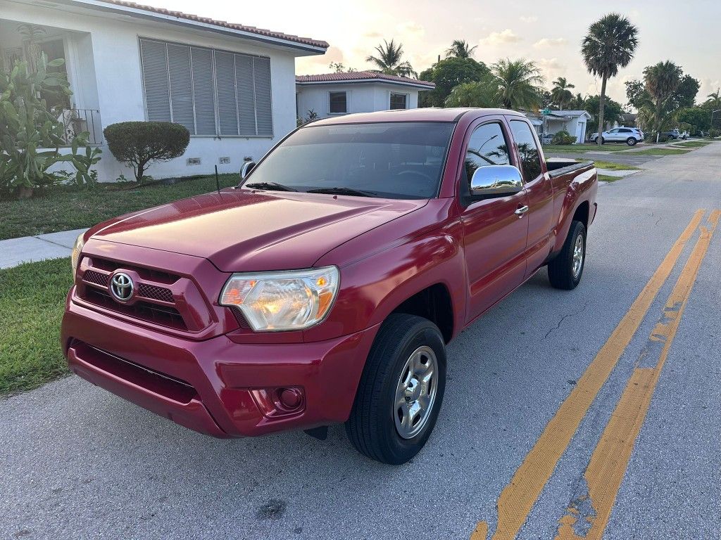 TOYOTA TACOMA 2013