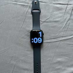 Apple Watch Series 8 GPS 45 MM M/L Size