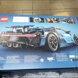 LEGO Technic Bugatti Chiron Set 42083