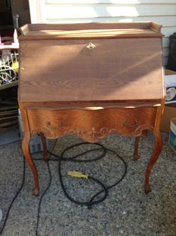 Antique oak serpintine desk