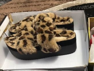 Furbee Platform Sandals